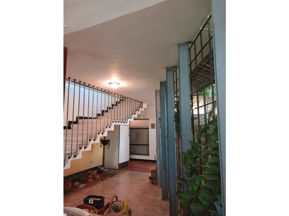 Vendo casa 418m2 San Román 3255 - 4