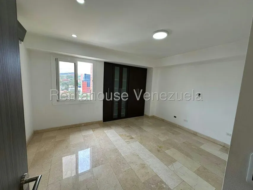 Apartamento (1 Nivel) en Venta en El Rosal, Distrito Metropolitano - 18