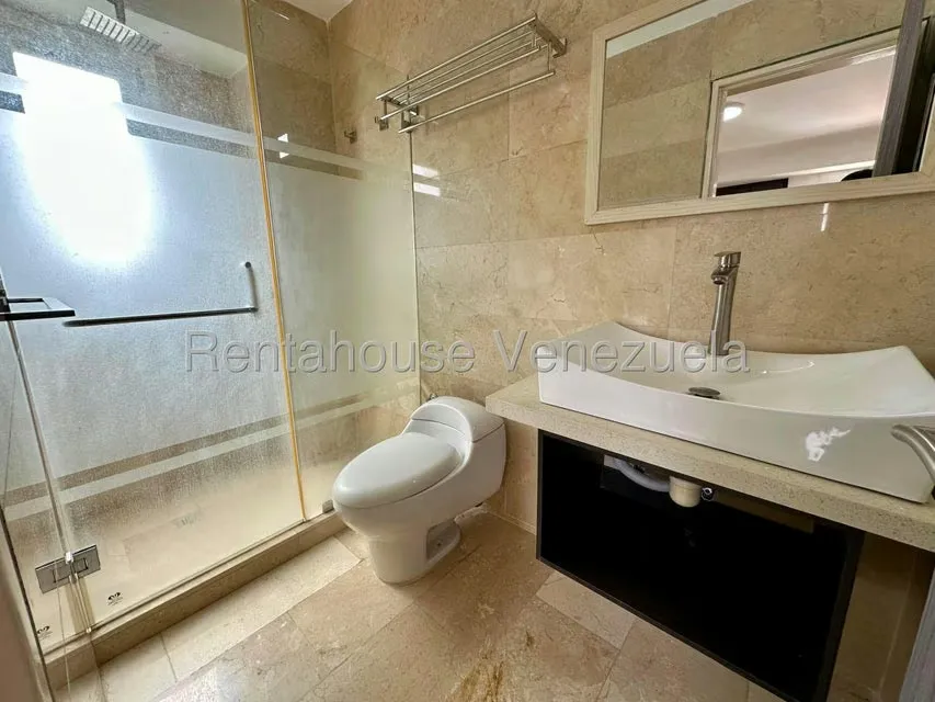 Apartamento (1 Nivel) en Venta en El Rosal, Distrito Metropolitano - 20