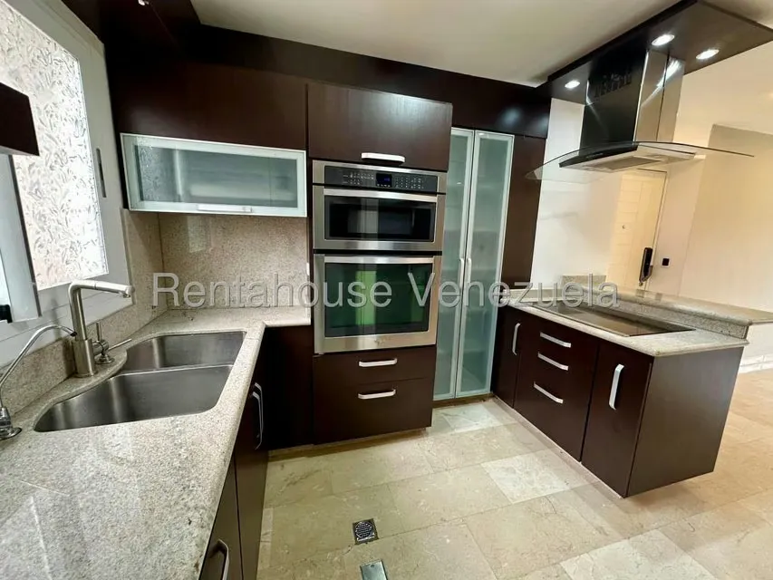Apartamento (1 Nivel) en Venta en El Rosal, Distrito Metropolitano - 9
