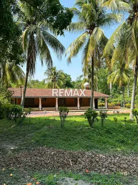 HERMOSA CASA QUINTA SEMERUCO, EN GUAMA ESTADO YARACUY