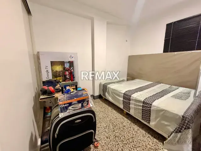 Apartamento en Venta Av. Andrés Bello - 12