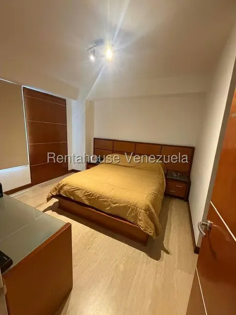 Apartamento (1 Nivel) en Venta en Lomas del Sol, Distrito Metropolitano - 11