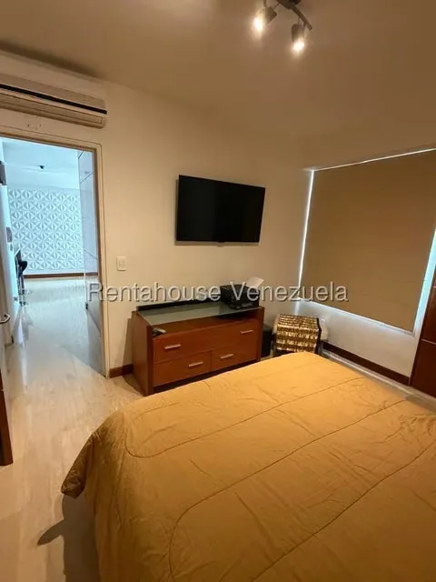 Apartamento (1 Nivel) en Venta en Lomas del Sol, Distrito Metropolitano - 13