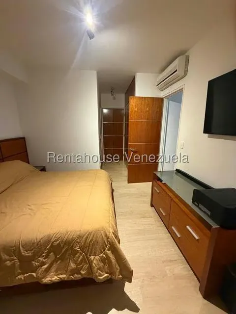 Apartamento (1 Nivel) en Venta en Lomas del Sol, Distrito Metropolitano - 14