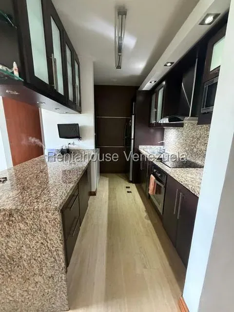 Apartamento (1 Nivel) en Venta en Lomas del Sol, Distrito Metropolitano - 8