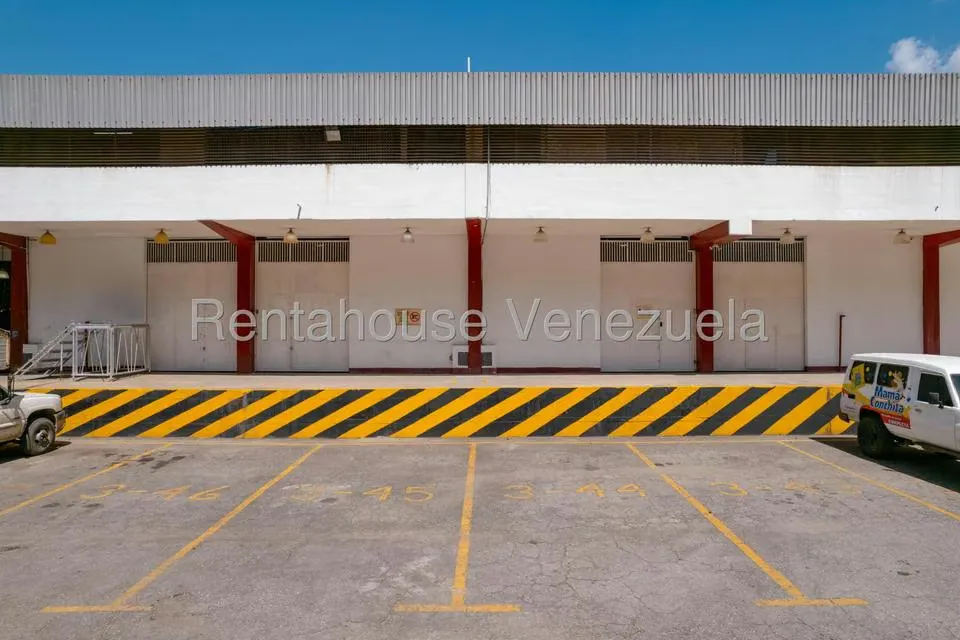 Negocios y Empresas (Mayorista y Distribucion) en Venta en Mampote, Miranda - 23