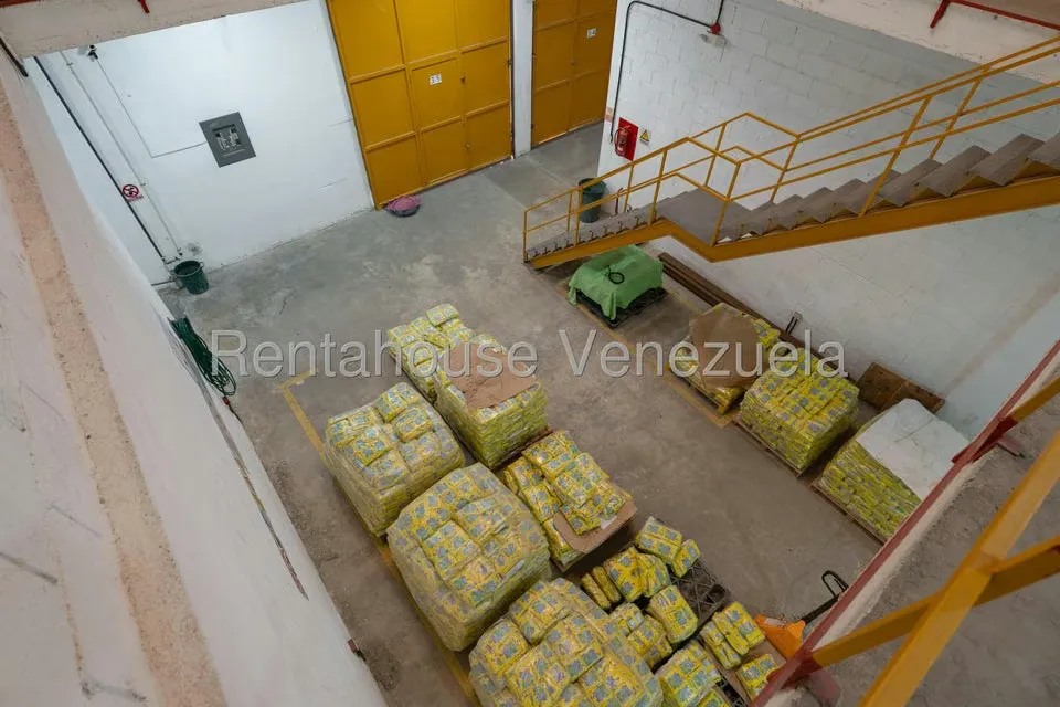 Negocios y Empresas (Mayorista y Distribucion) en Venta en Mampote, Miranda - 30