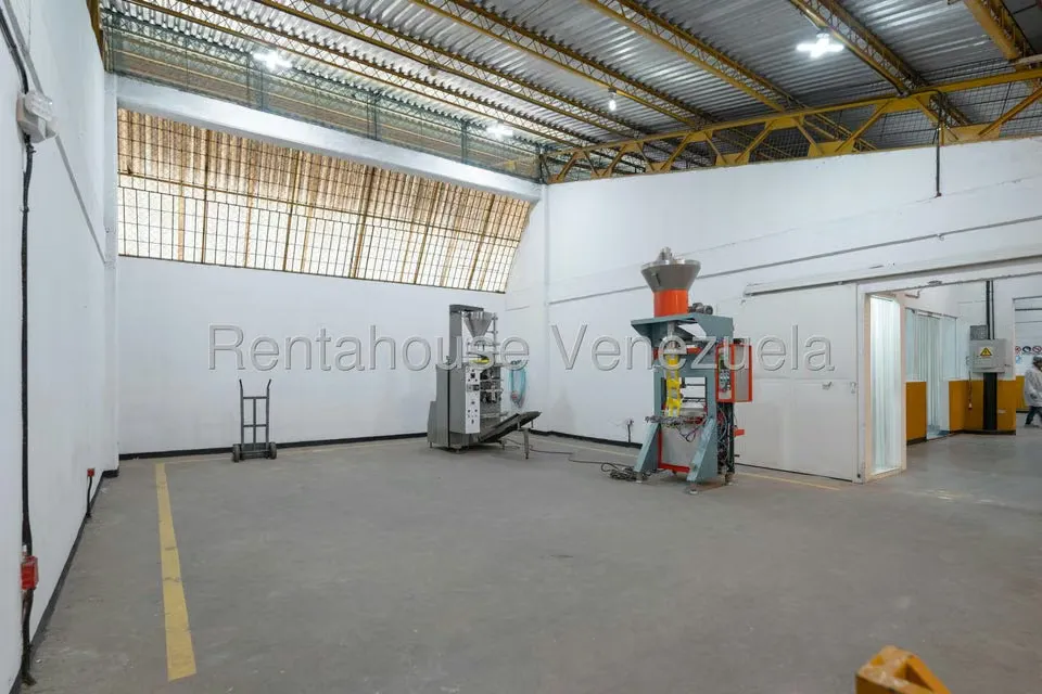 Negocios y Empresas (Mayorista y Distribucion) en Venta en Mampote, Miranda - 31