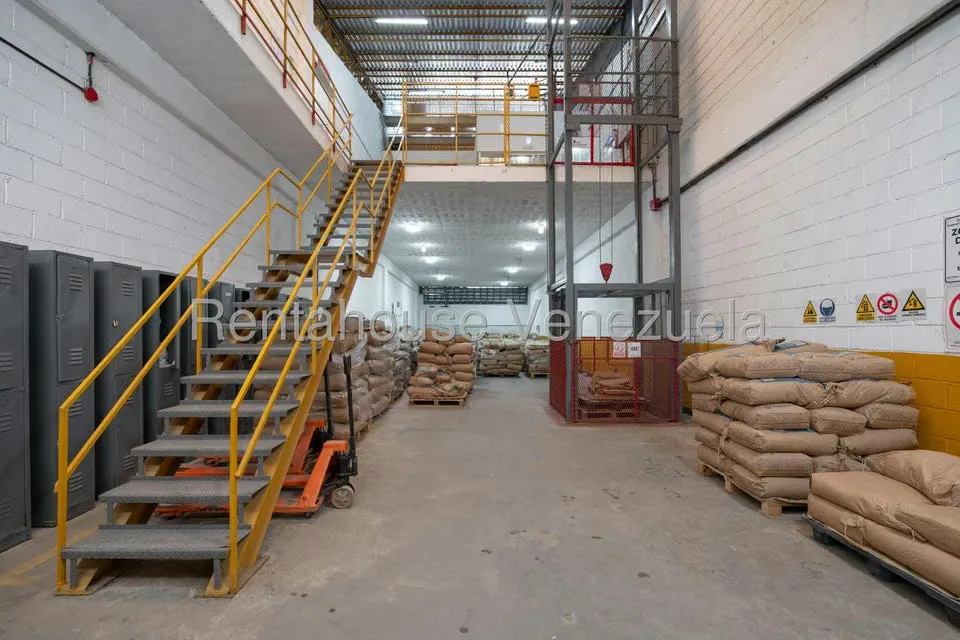 Negocios y Empresas (Mayorista y Distribucion) en Venta en Mampote, Miranda - 41