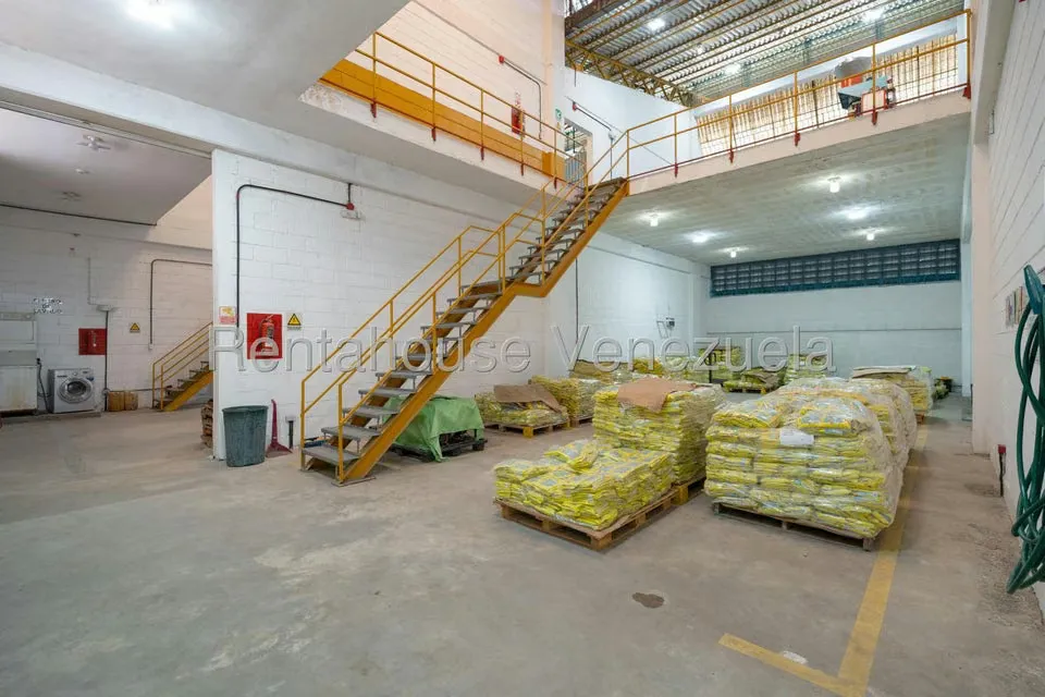 Negocios y Empresas (Mayorista y Distribucion) en Venta en Mampote, Miranda - 45