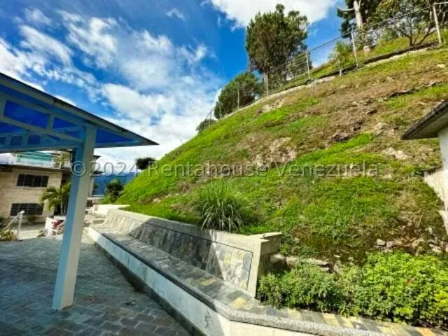Casa (Multipes Niveles) en Venta en Los Naranjos del Cafetal, Distrito Metropolitano - 13