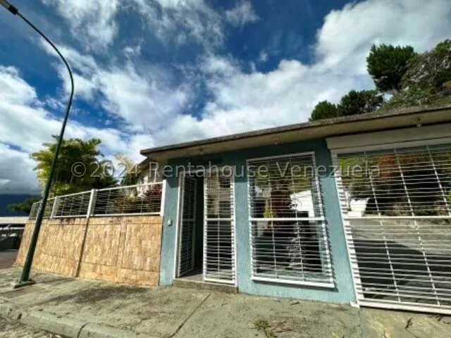 Casa (Multipes Niveles) en Venta en Los Naranjos del Cafetal, Distrito Metropolitano - 3