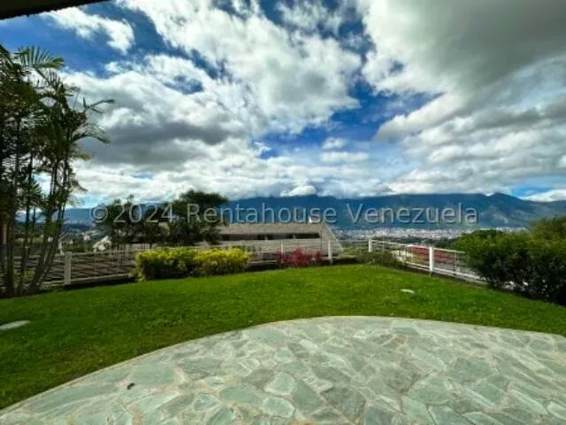 Casa (Multipes Niveles) en Venta en Los Naranjos del Cafetal, Distrito Metropolitano - 25