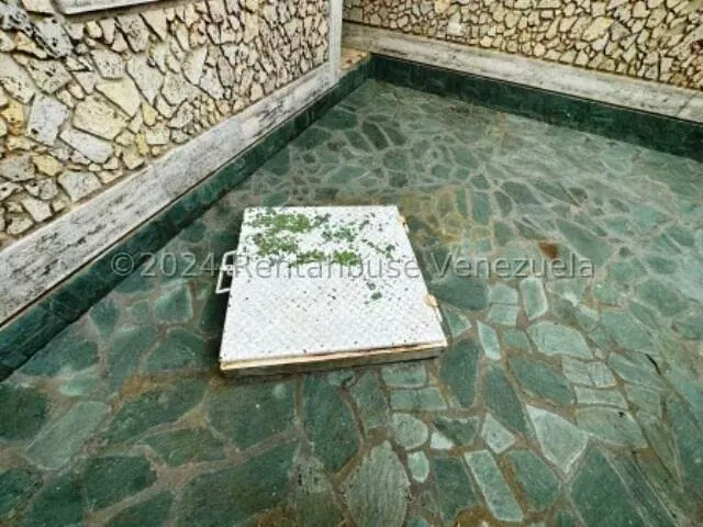 Casa (Multipes Niveles) en Venta en Los Naranjos del Cafetal, Distrito Metropolitano - 30