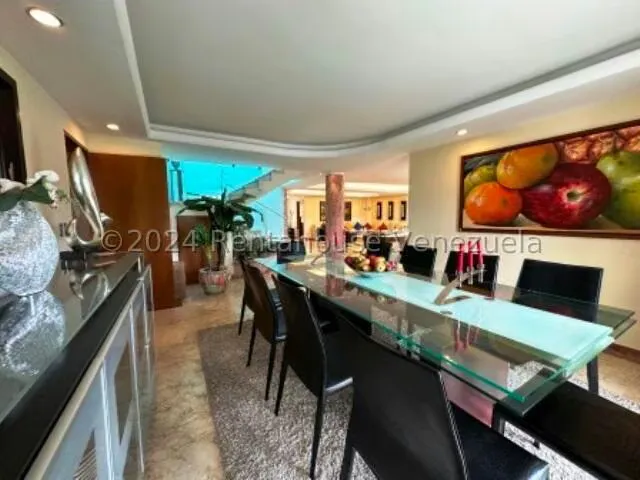 Casa (Multipes Niveles) en Venta en Los Naranjos del Cafetal, Distrito Metropolitano - 43