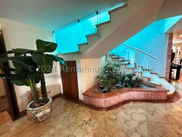 Casa (Multipes Niveles) en Venta en Los Naranjos del Cafetal, Distrito Metropolitano - 44