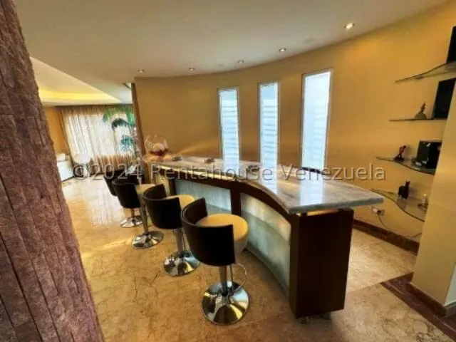 Casa (Multipes Niveles) en Venta en Los Naranjos del Cafetal, Distrito Metropolitano - 45