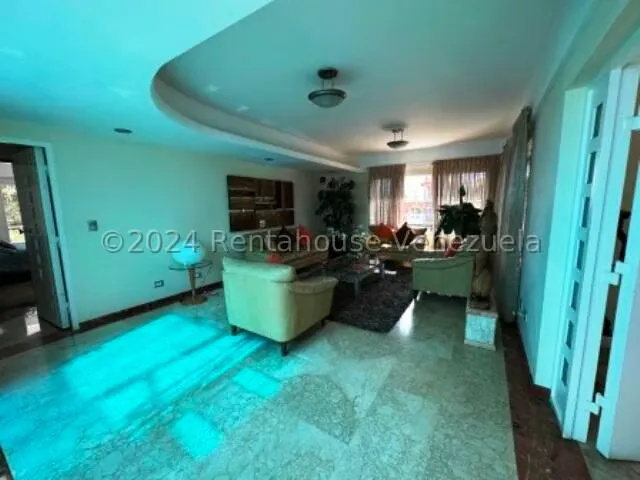 Casa (Multipes Niveles) en Venta en Los Naranjos del Cafetal, Distrito Metropolitano - 62