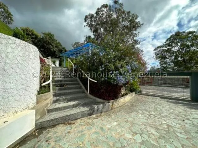 Casa (Multipes Niveles) en Venta en Los Naranjos del Cafetal, Distrito Metropolitano - 8