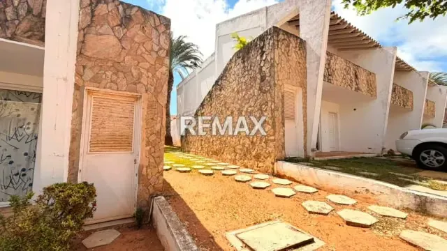 MODERNO APARTAMENTO DUPLEX EN EL SALADO, RES JARDINES DE GUAYAMURI - 13