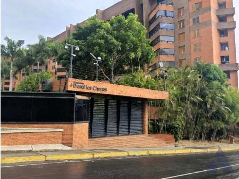 Vendo apartamento 65m2 Los Chorros 3174