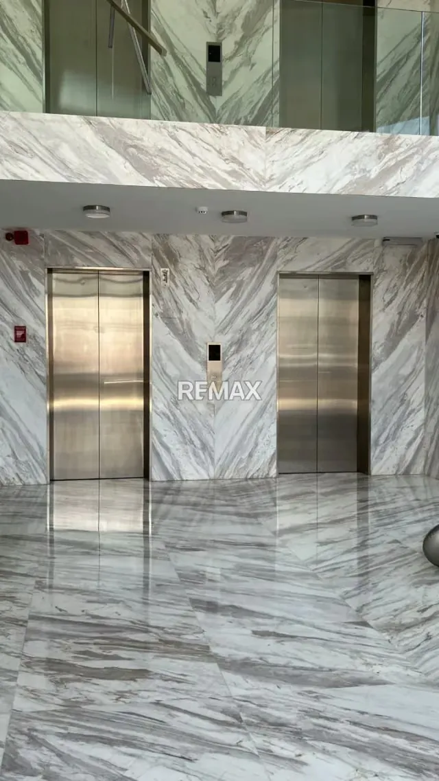 VENTA OFICINAS EN TORRE 70-60 EN GRIS - 8