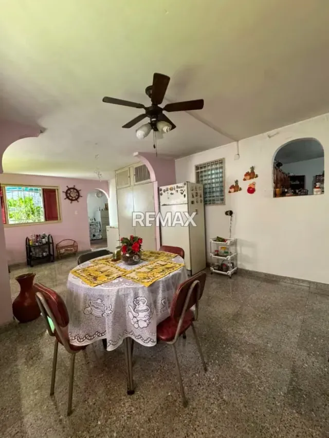 Casa de Una Planta Habitable o Para Reformar en Venta en San Diego, Valle Verde - 18