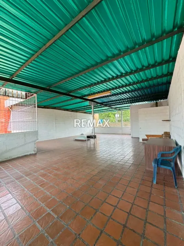 Casa de Una Planta Habitable o Para Reformar en Venta en San Diego, Valle Verde - 7