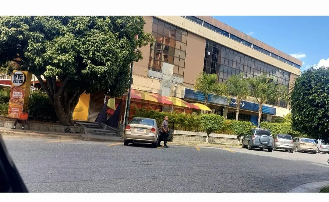 TU VIDA MAS FACIL!!! Excelente vista, ubicación estratégica a tus pies!!! - 5