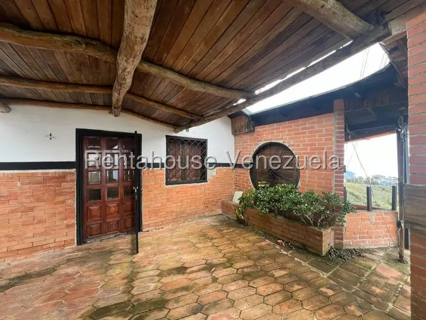 Casa (1 Nivel) en Venta en El Junquito, Distrito Metropolitano - 2