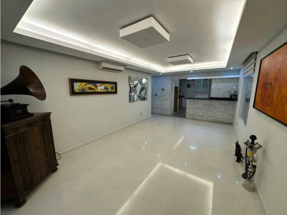 Se vende PB 110+170m2 2H+S/3B/4P La Castellana - 2
