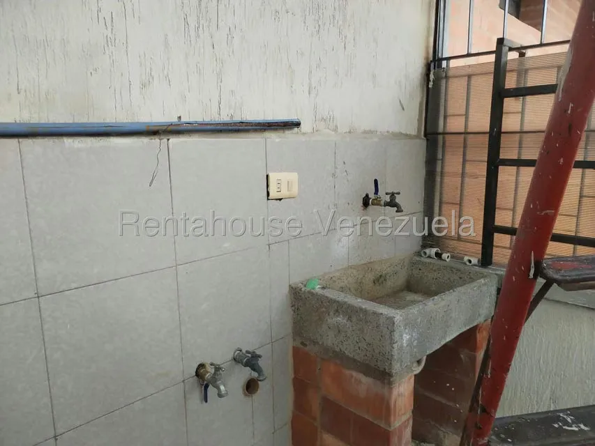 Apartamento (1 Nivel) en Venta en La Granja, Carabobo - 11