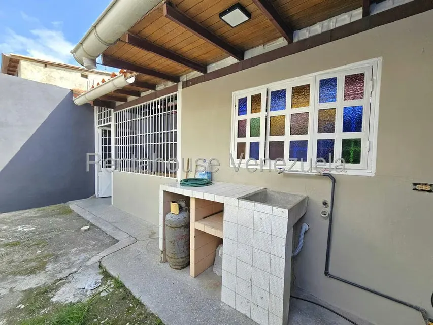 Casa (1 Nivel) en Alquiler en El Paraiso, Lara - 15