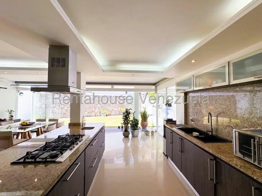 Casa (Multipes Niveles) en Venta en Prados del Este, Distrito Metropolitano - 20
