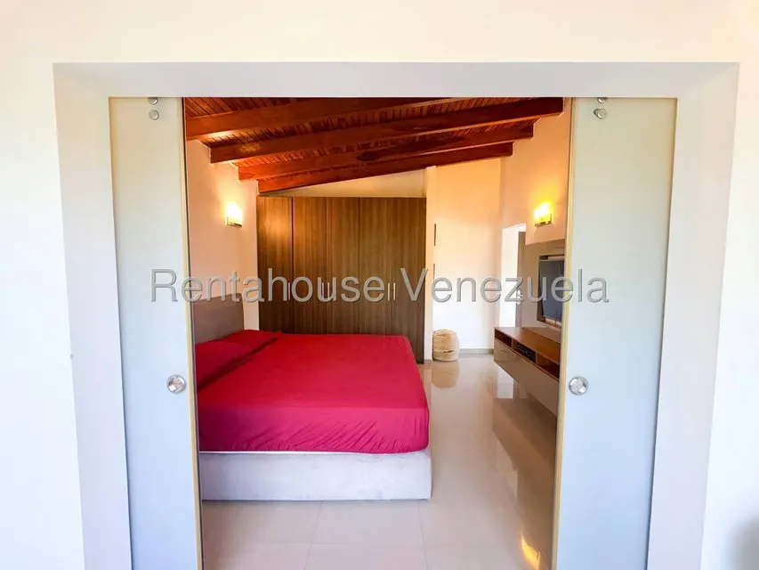 Casa (Multipes Niveles) en Venta en Prados del Este, Distrito Metropolitano - 40