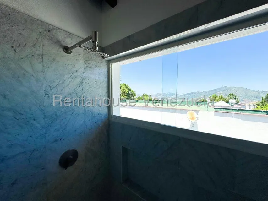 Casa (Multipes Niveles) en Venta en Prados del Este, Distrito Metropolitano - 49