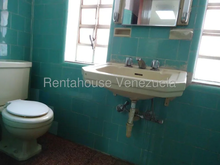Casa (Duplex) en Alquiler en Las Acacias, Distrito Metropolitano - 5