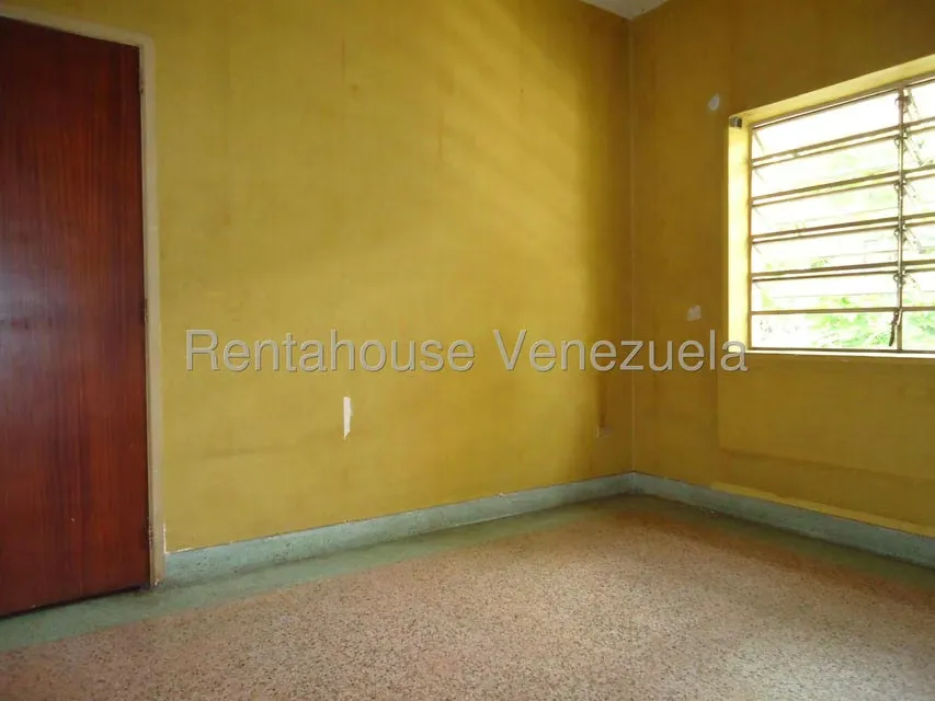 Casa (Duplex) en Alquiler en Las Acacias, Distrito Metropolitano - 10