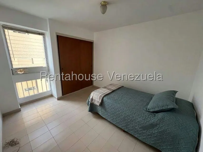 Apartamento (1 Nivel) en Alquiler en Prados del Este, Distrito Metropolitano - 15