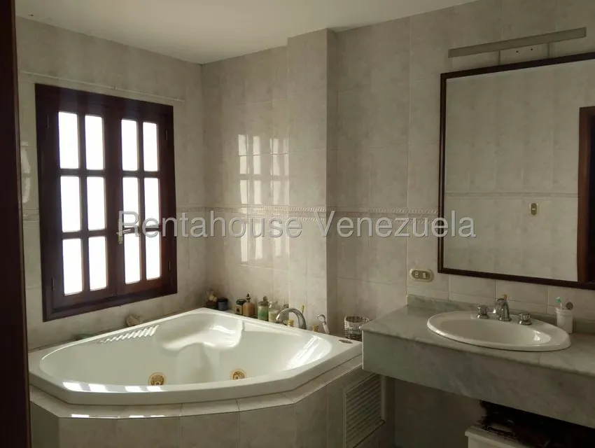 Casa (1 Nivel) en Venta en Pan de Azucar, Miranda - 27