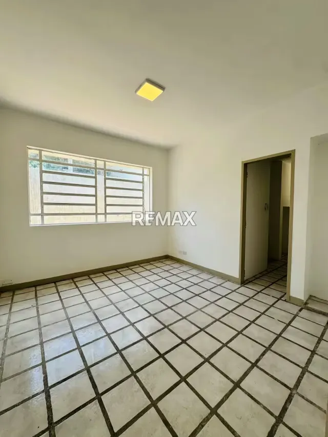 En venta casa comercial a remodelar en la urb.la viña - 11