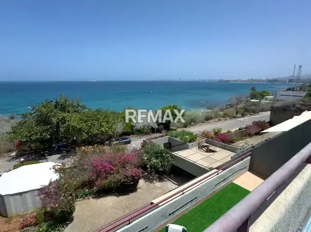 APARTAMENTO MODERNO EN ALQUILER, CON VISTA AL MAR, EN PAMPATAR!