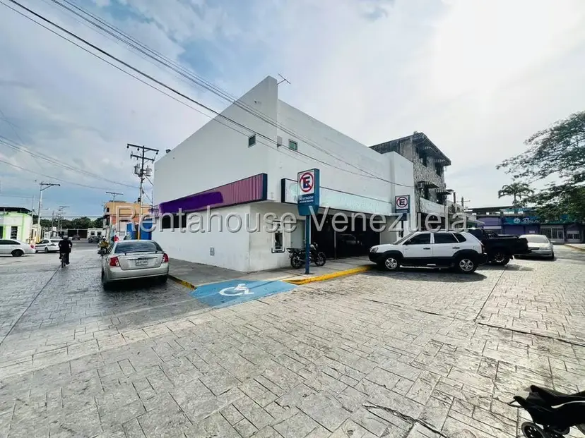 Comercial (Oficina) en Venta en Centro Palo Negro, Aragua