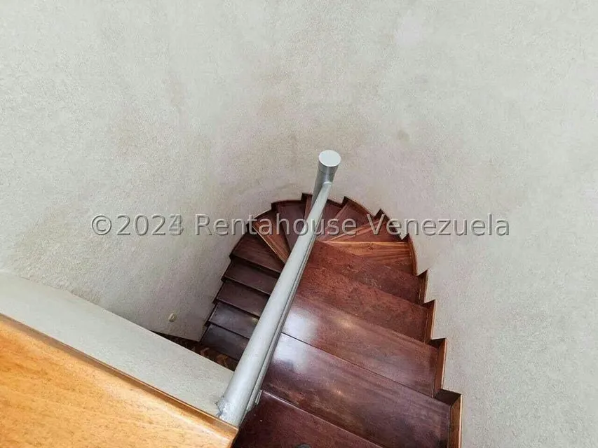 Townhouse (Multiples Niveles) en Venta en La Lagunita Country Club, Distrito Metropolitano - 20