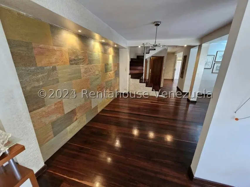 Townhouse (Multiples Niveles) en Venta en La Lagunita Country Club, Distrito Metropolitano - 3