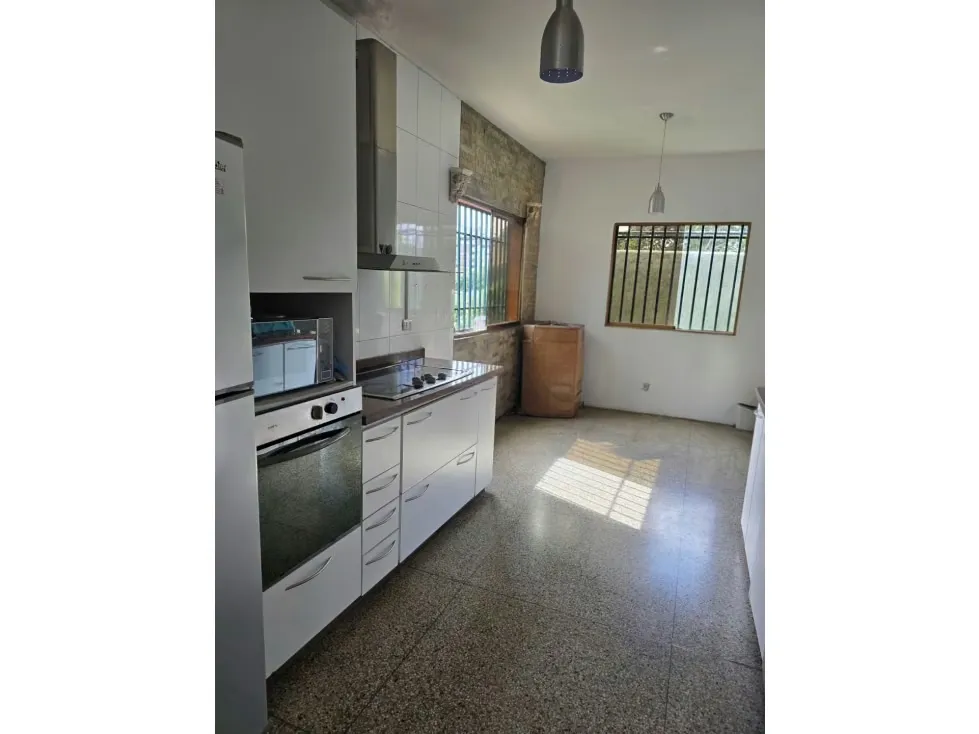 CASA COMERCIAL EN ALQUILER 120 M2 -URB. LOS PALOS GRANDES - 2