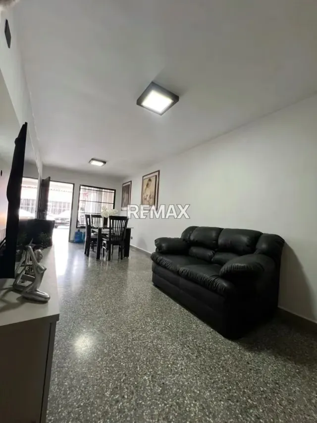 En venta Hermosa casa de una planta en Remanso, San Diego - 7