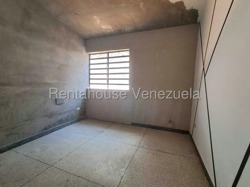 Casa (1 Nivel) en Alquiler en Trigal Sur, Carabobo - 21