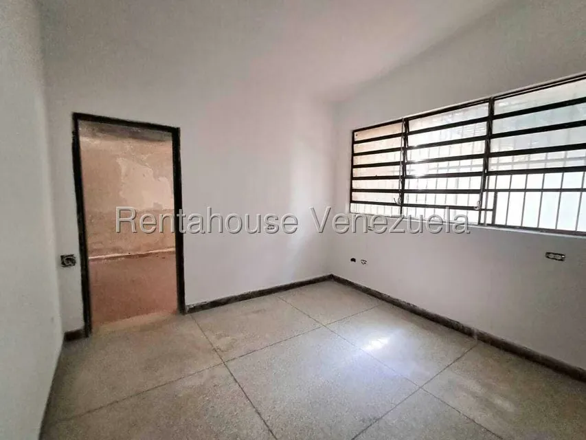 Casa (1 Nivel) en Alquiler en Trigal Sur, Carabobo - 22